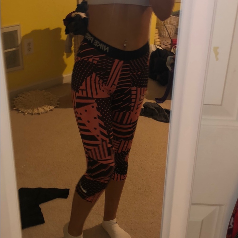 Colorful Nike Leggings Size: S